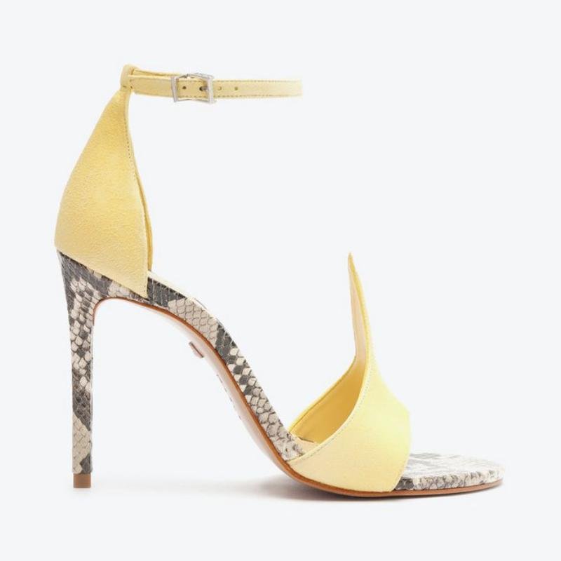 Sandália Schutz Flame Shape Camurça Amarela – Design Moderno e