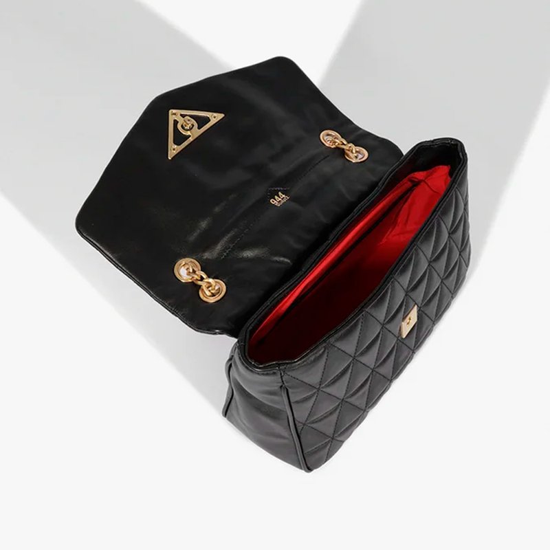 Bolsa Grande Tiracolo 944 Matelassê Preta