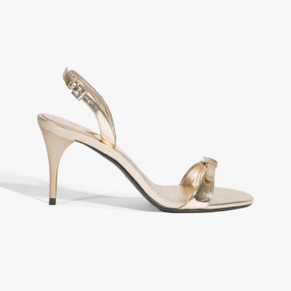 Sandália Schutz Aurora Sling Couro Dourada – Brilho Sofisticado
