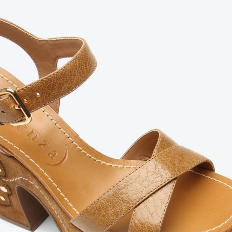 Sandália Vicenza Savannah Caramelo – Design Marcante com Elegância