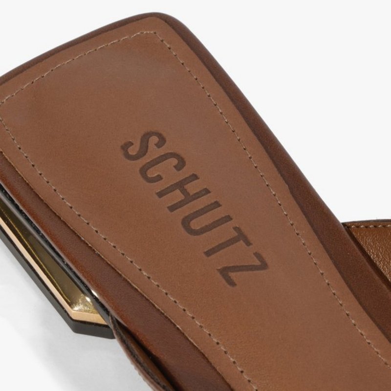 Mule Rasteira Schutz Flora Couro Marrom – Conforto e Estilo