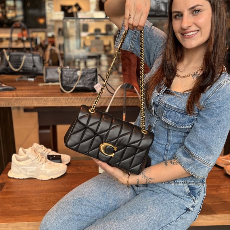 Bolsa Coach Tabby Shoulder Bag 26 Quilting Preta com Detalhes